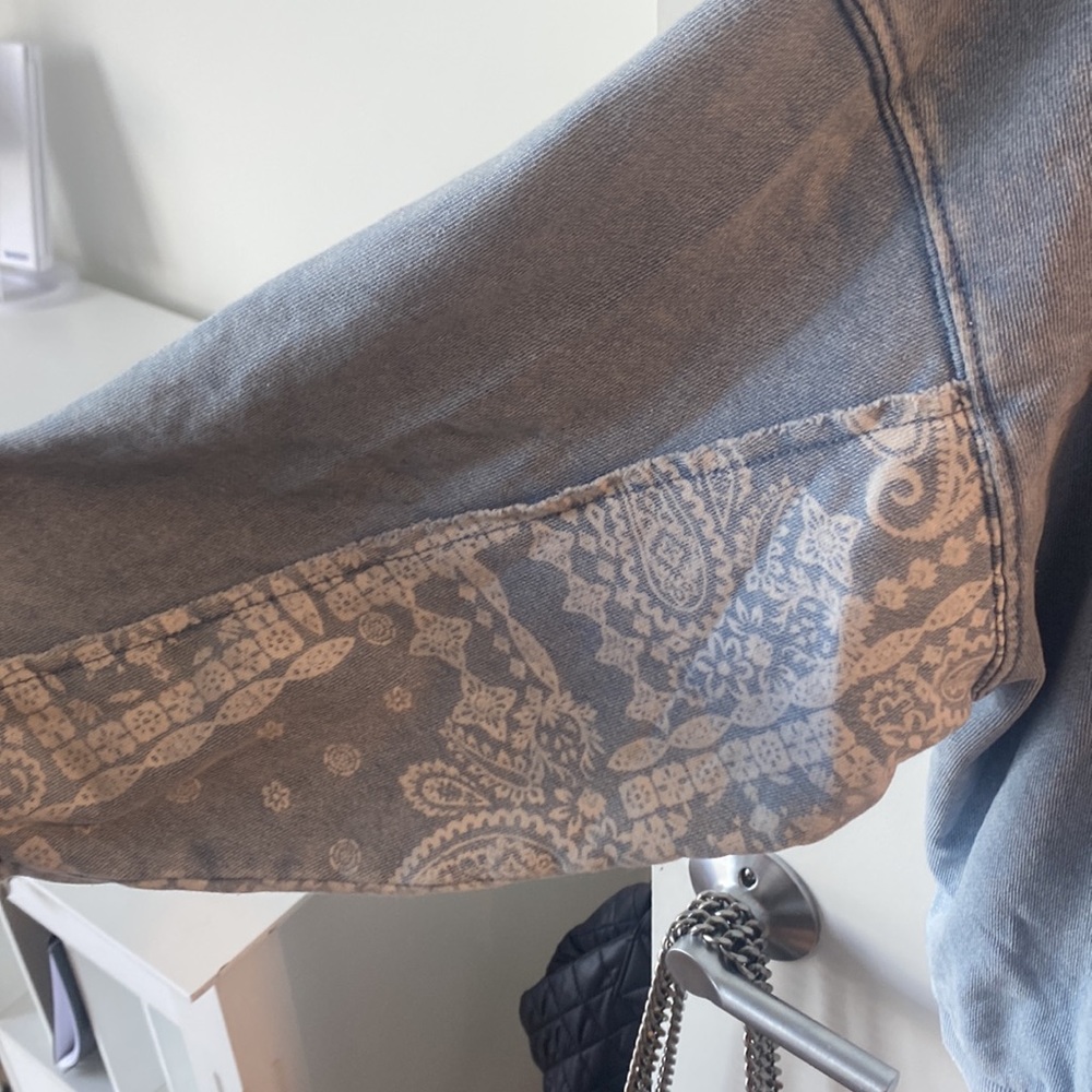 Z Supply pull over - Picture 3 of 3